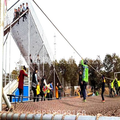 體能樂園 高爾夫與危險運動項目的獨特融合